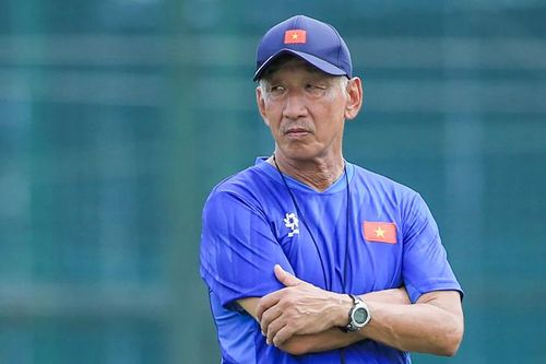 Thực hư '16 năm không cầm quân' của HLV U20 Việt Nam
