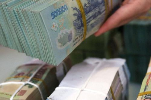 Lãi suất kỳ hạn 6 tháng lên tới 9,2%: Gửi 300 triệu đồng nhận bao nhiêu tiền?
