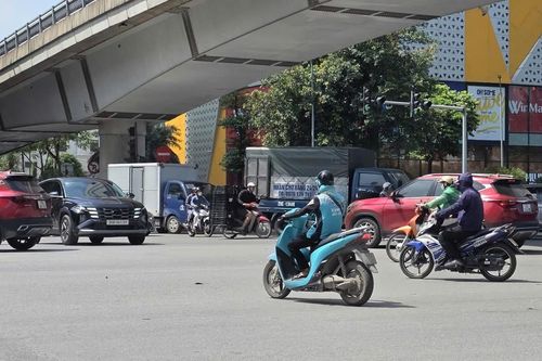 Miền Bắc duy trì nắng nóng trước khi chuyển mưa lạnh