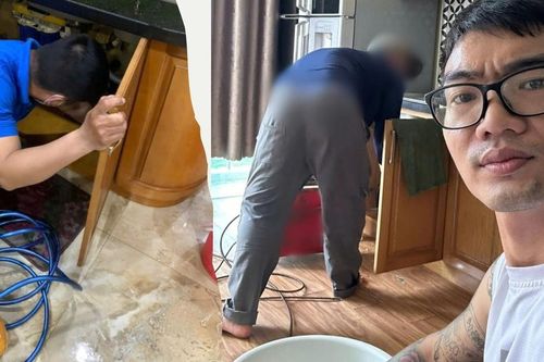 Thợ thông tắc báo giá 2,5 triệu đồng, chủ nhà 'chốt' xuống còn 500.000 đồng
