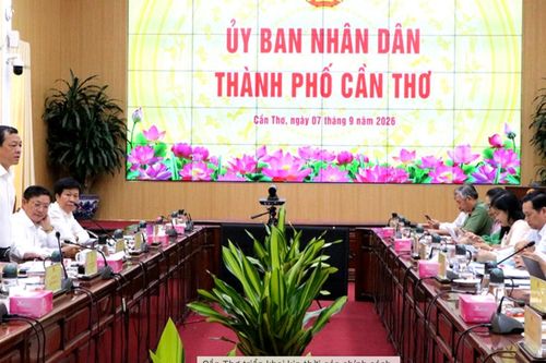 Đoàn công tác Uỷ ban Quốc gia về trẻ em làm việc tại TP Cần Thơ
