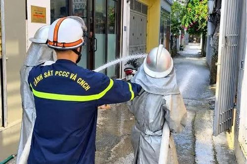 Khu dân cư trong ngõ sâu, ngõ nhỏ được thực tập phương án chữa cháy
