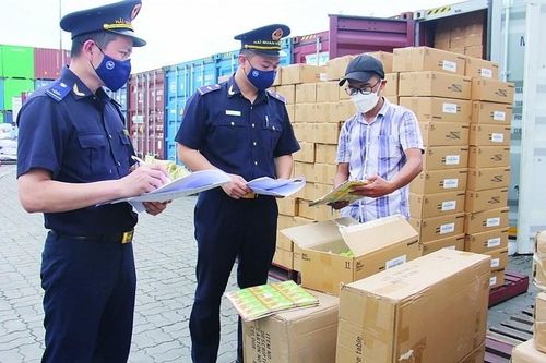Mua hàng nước ngoài giá trị nhỏ có thể được xác thực qua VNeID thế nào?