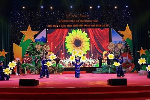 Tiếng hát người cao tuổi làm sống dậy hồn văn hóa vùng chiến khu Việt Bắc