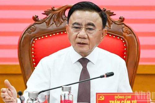 Xây dựng Đảng bộ thật sự tiêu biểu, mẫu mực, xứng tầm Trường Đảng Trung ương