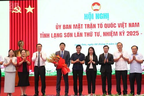 Đồng chí Vũ Hoàng Anh giữ chức Chủ tịch Ủy ban Mặt trận Tổ quốc Việt Nam tỉnh Lạng Sơn