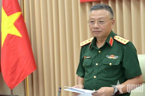 Thượng tướng Lê Quang Minh kiểm tra tại Ban Chỉ đạo 515 Quân khu 9