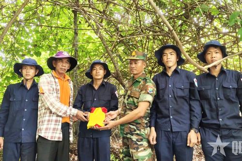 Đội K73 tìm thấy 2 hài cốt liệt sĩ trong ngày đầu ra quân