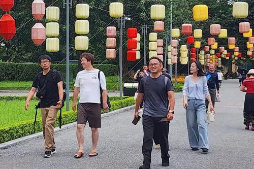 Việt Nam đứng tốp đầu về tỷ lệ khách quốc tế quay trở lại