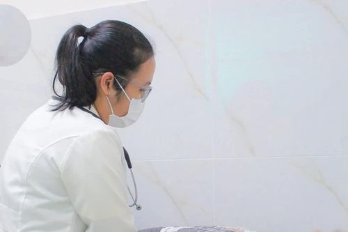 Sốt xuất huyết kèm đái tháo đường, nam thanh niên nguy kịch