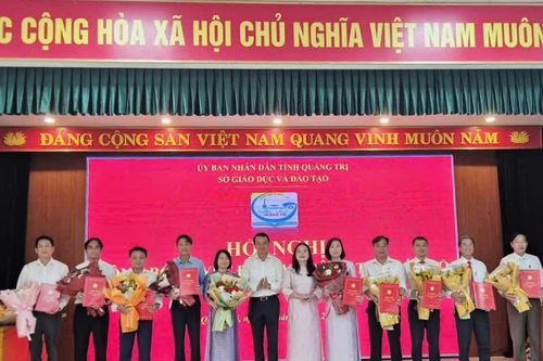 Quảng Trị bổ nhiệm Hiệu trưởng, Phó Hiệu trưởng các trường THPT sau sắp xếp