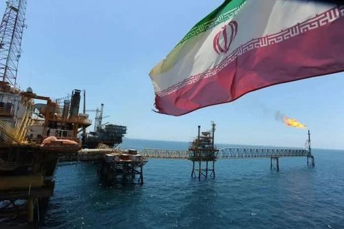 Iran mở hành lang vận tải mới, tăng kiểm soát eo biển Hormuz