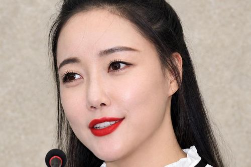Nữ ca sĩ bị bắt giữ vì lái xe khi say xỉn