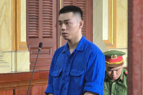 Nam thanh niên đâm trọng thương bạn gái cũ rồi nhảy sông tự tử