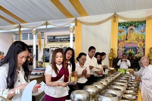 Campuchia chi 53 triệu USD hỗ trợ phụ nữ mang thai và trẻ dưới 2 tuổi