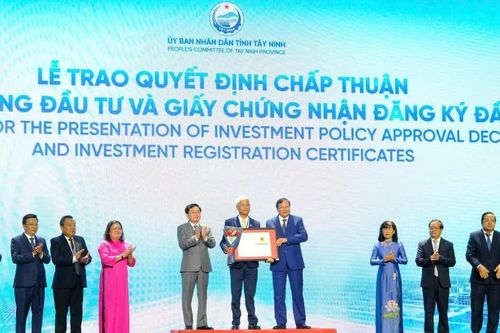 Tây Ninh khởi công, động thổ 13 dự án với tổng vốn khoảng 4,5 tỷ USD