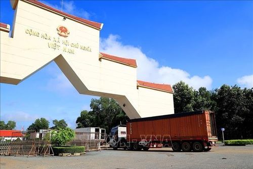 Đầu tư gần 200 tỷ đồng phát triển hạ tầng kết nối cửa khẩu Xa Mát