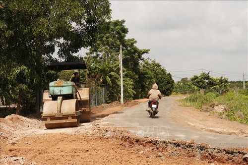 Khơi thông nút thắt hạ tầng từ đồng thuận lòng dân