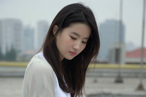 Thói quen khó bỏ của Lưu Diệc Phi