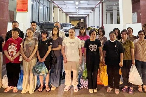 Lật tẩy phòng khám 'vẽ bệnh', làm bệnh nhân đau đớn để thu thêm tiền