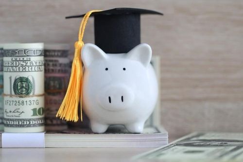 Trẻ mới 4 tuổi, mẹ đã tính 'ém' nửa tỷ đồng cho con vào đại học
