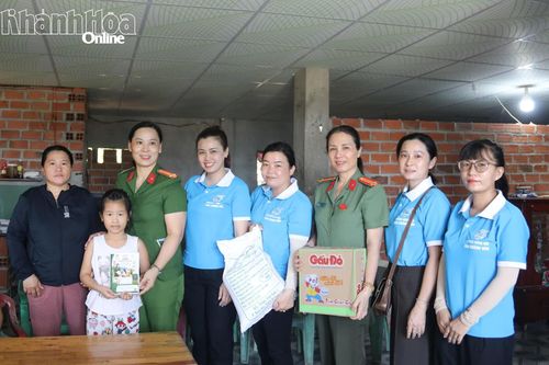 Phát triển Đảng trong hội viên phụ nữ - Kỳ 2: Dấu ấn đảng viên nữ ở cơ sở