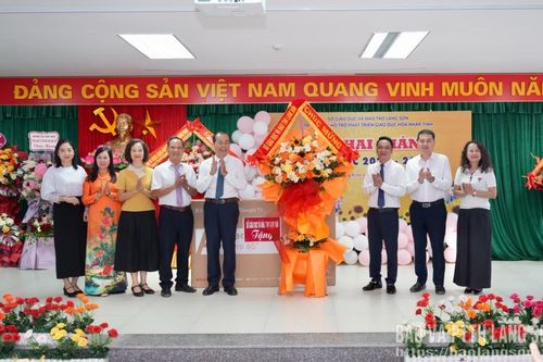 Trung tâm Hỗ trợ phát triển giáo dục hòa nhập tỉnh khai giảng năm học đầu tiên