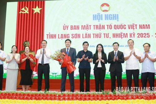 Đồng chí Vũ Hoàng Anh, Phó Bí thư Tỉnh ủy giữ chức Chủ tịch Ủy ban MTTQ Việt Nam tỉnh