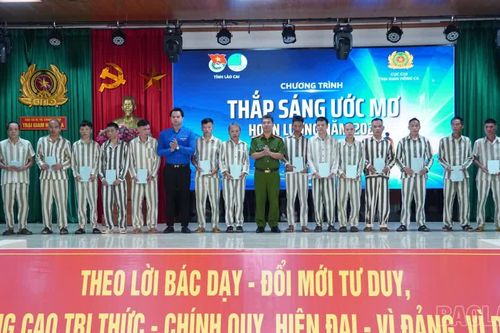 Thắp sáng những ước mơ hoàn lương