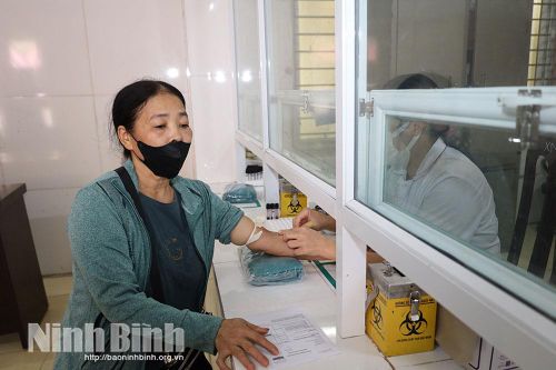 Bệnh viện Đa khoa Nho Quan khám sức khoẻ định kỳ, khám sàng lọc miễn phí cho người dân 8 xã năm 2026