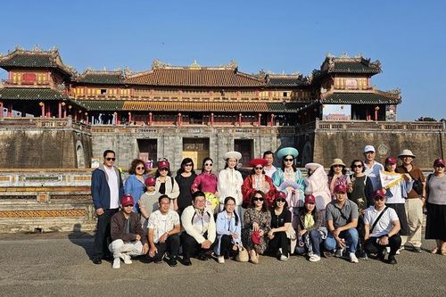 Kiến tạo một xã hội Huế kỷ cương, văn minh từ nền tảng văn hóa và con người