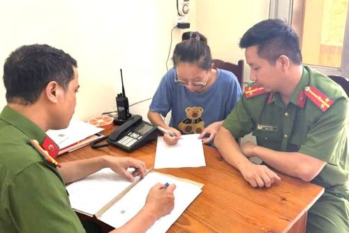 Nhân viên nhà thuốc ở Phú Thọ bị khởi tố vì chiếm đoạt hơn 356 triệu đồng
