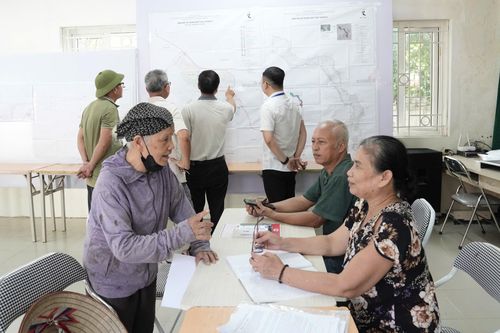 Người dân Long Biên góp ý cho không gian phát triển ven sông Hồng