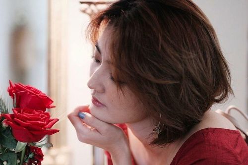 Tại sao phụ nữ tuổi 50 e dè với đàn ông cùng tuổi?