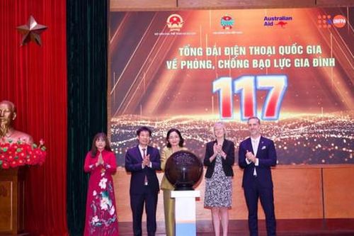 Ra mắt Tổng đài quốc gia 117 về phòng chống bạo lực gia đình