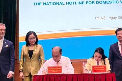 Tổng đài quốc gia 117: Điểm tựa an toàn cho người bị bạo lực gia đình