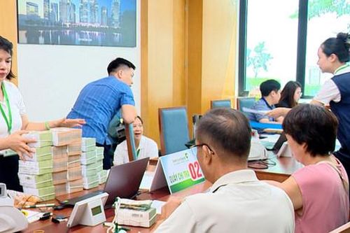 Sau đối thoại với lãnh đạo thành phố, 20 hộ dân phường Ô Chợ Dừa nhận tiền đền bù GPMB