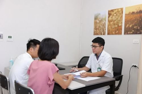 Khuyến khích nam nữ kết hôn trước 30 tuổi, chuẩn bị tuổi già từ 40 tuổi