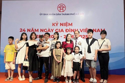 Khi chữ 'anh' được đặt lên bàn cân tài sản