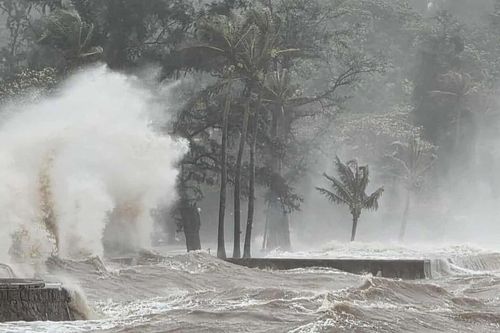 Công điện chỉ đạo chủ động ứng phó áp thấp nhiệt đới có khả năng mạnh lên thành bão; mưa lớn diện rộng, nguy cơ lũ quét, sạt lở đất...