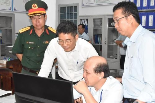 Đoàn công tác Bộ Khoa học và Công nghệ kiểm tra đột xuất IUU tại Đồng Tháp