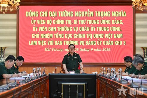 Đại tướng Nguyễn Trọng Nghĩa làm việc với Ban Thường vụ Đảng ủy Quân khu 3