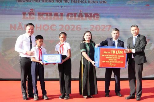 Nỗ lực cung ứng, xử lý tình trạng thiếu sách giáo khoa cục bộ đầu năm học mới