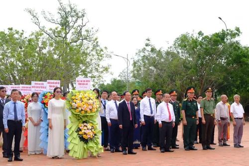 Gia Lai tưởng niệm 234 năm ngày mất Hoàng đế Quang Trung