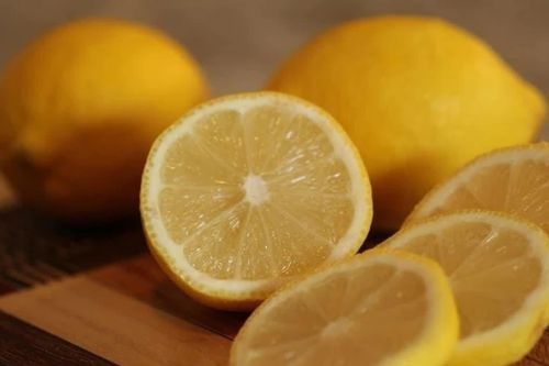 Tác dụng bất ngờ của vỏ chanh với sức khỏe người cao tuổi