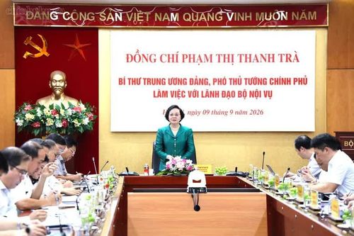Khẩn trương hoàn thiện Đề án mô hình đơn vị hành chính cấp xã mang tính hạt nhân