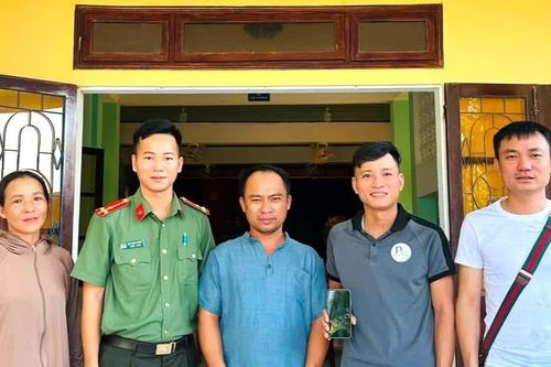 Người dân chuyển nhầm hơn nửa tỷ đồng
