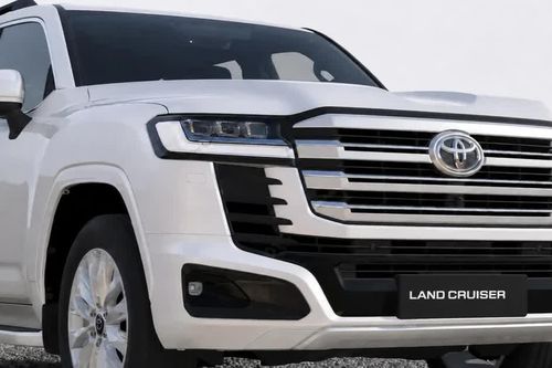 Mẫu Toyota Land Cruiser mạnh nhất lịch sử chốt giá hơn 4,7 tỷ đồng tại Việt Nam