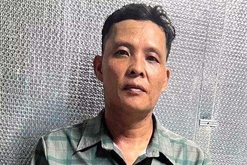 Tạm giữ đối tượng đổ xăng vào người vợ cũ rồi châm lửa
