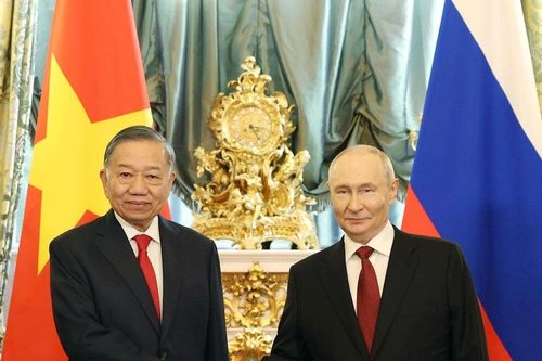 Tổng thống Nga Putin chủ trì lễ đón Tổng Bí thư, Chủ tịch nước và phu nhân